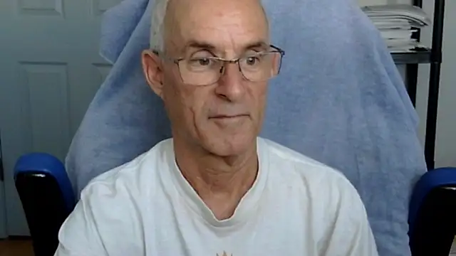 funone1999 online show from 10/24/25, 09:22