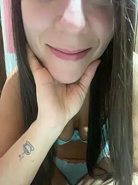 lucioliveira online show from 09/25/25, 01:15