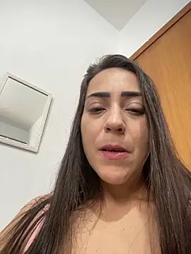 lucioliveira online show from 02/01/26, 02:04
