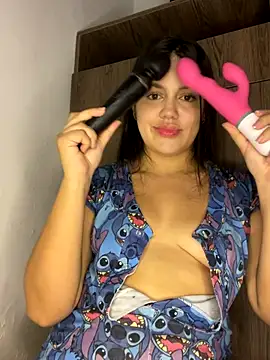 lunita sweet5 online show from 11/29/25, 05:43