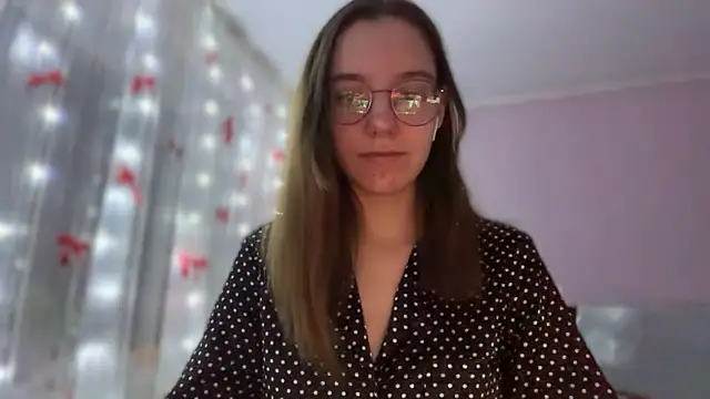 Snapshot of Vietero chatting on 02/06/26, 07:28 Vietero online show from 02/06/26, 07:28