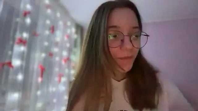 Snapshot of Vietero chatting on 02/17/26, 10:05 Vietero online show from 02/17/26, 10:05