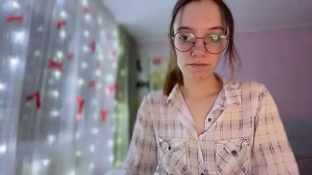 Snapshot of Vietero chatting on 02/26/26, 09:47 Vietero online show from 02/26/26, 09:47