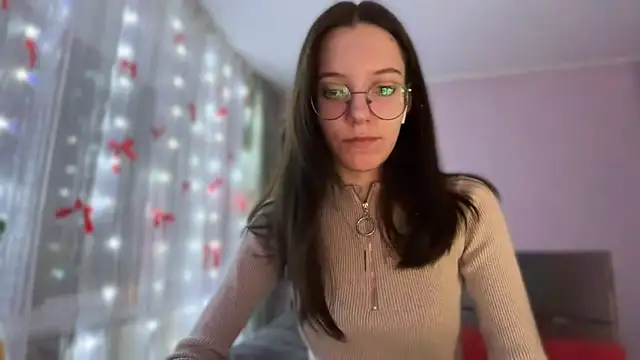 Snapshot of Vietero chatting on 03/25/26, 12:05 Vietero online show from 03/25/26, 12:05