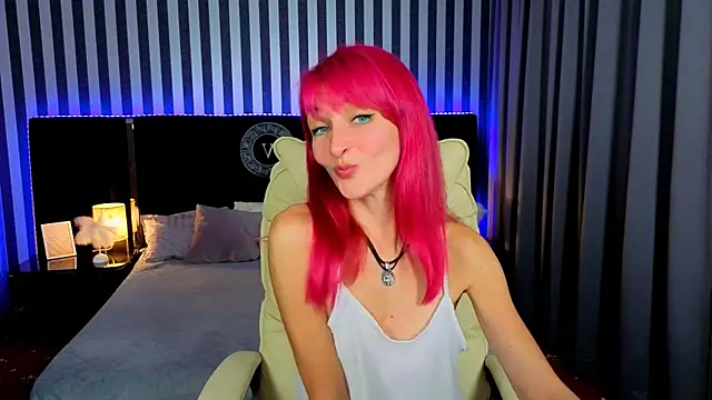 BrandyBloom online show from 10/08/25, 07:11