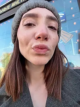 BallerinaCappuccino  online show from 10/08/25, 06:55