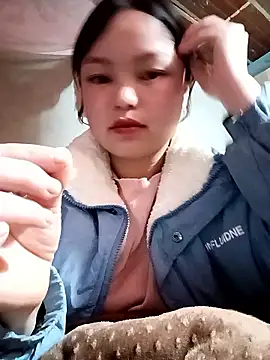 XoiXoi232 online show from 01/15/26, 09:36