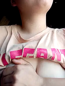 XoiXoi232 online show from 04/10/26, 01:22