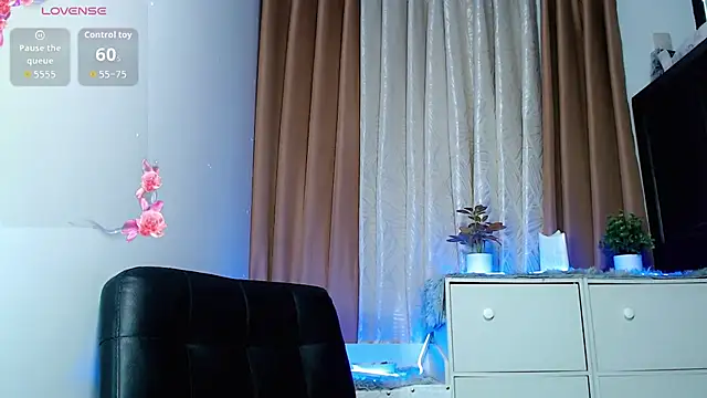  Jenniyah  online show from 09/19/25, 01:51