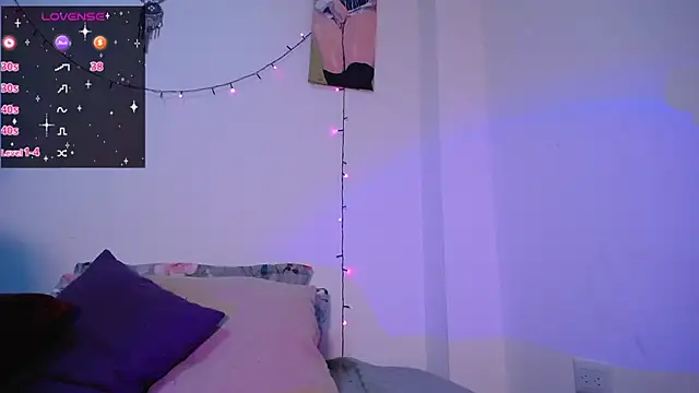 dark  nymph online show from 03/21/26, 08:19