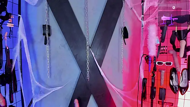VictoryaLiah BDSM online show from 10/24/25, 11:06
