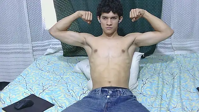 Samuel Hills II online show from 02/02/26, 07:45