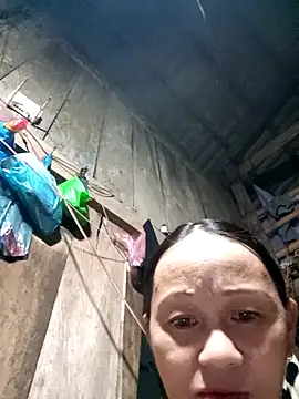 MaiHoa69 online show from 10/24/25, 12:23