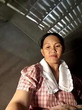 MaiHoa69 online show from 04/18/26, 05:44