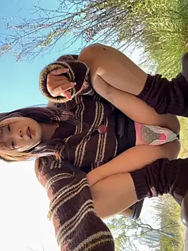 Snapshot of xiaoqiao_ss chatting on 10/23/25, 05:51 xiaoqiao ss online show from 10/23/25, 05:51