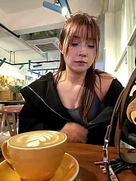 Snapshot of xiaoqiao_ss chatting on 12/20/25, 06:53 xiaoqiao ss online show from 12/20/25, 06:53