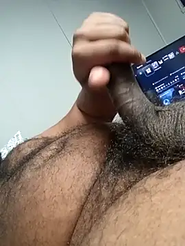Snapshot of Longthickdick33 chatting on 09/13/25, 04:45 Longthickdick33 online show from 09/13/25, 04:45