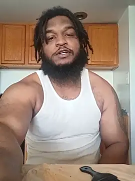 Snapshot of Longthickdick33 chatting on 05/14/26, 12:56 Longthickdick33 online show from 05/14/26, 12:56