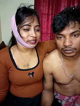 Snapshot of Hotbhabi305 chatting on 02/15/26, 08:13 Hotbhabi305 online show from 02/15/26, 08:13