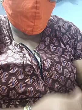 TAMIL ELAKKIYA online show from 04/18/26, 08:29