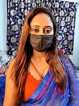 Cute-lusi online show from 10/01/25, 07:20