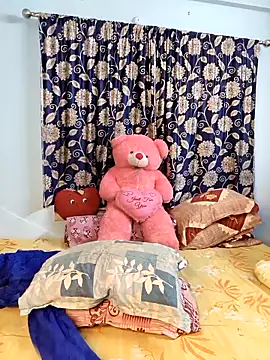 Cute-lusi online show from 11/13/25, 07:02