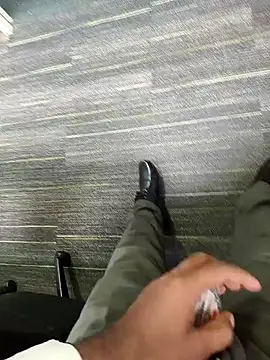 hotboy43339 online show from 11/06/25, 01:50