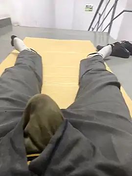 hotboy43339 online show from 11/06/25, 05:14