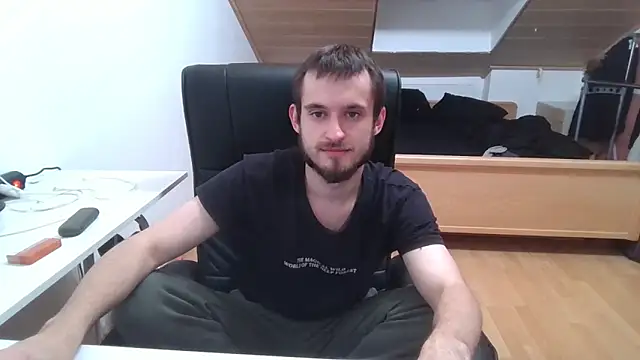 Bez3ybik online show from 10/13/25, 06:41