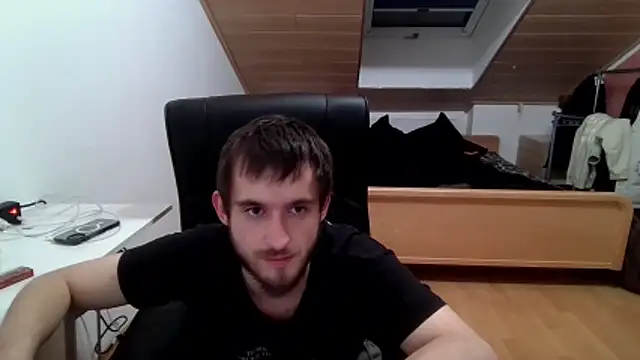 Bez3ybik online show from 11/19/25, 07:36