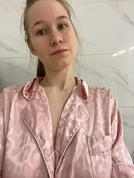 Snapshot of belka22_ chatting on 12/03/25, 05:26 belka22 online show from 12/03/25, 05:26