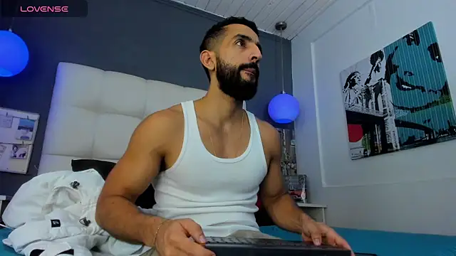 Yiyo10  online show from 02/12/26, 04:18