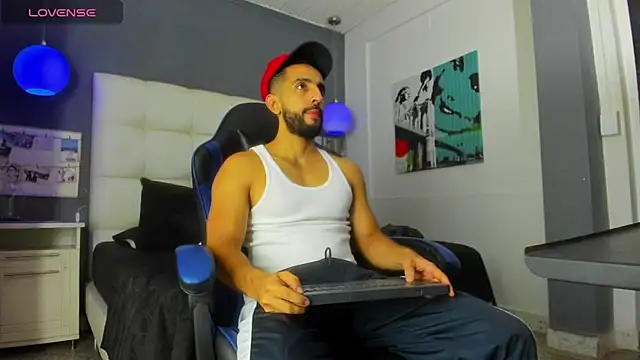 Yiyo10  online show from 03/15/26, 04:18