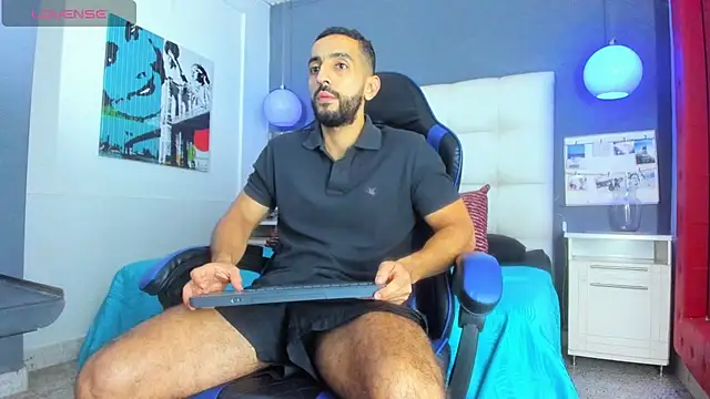 Yiyo10  online show from 03/31/26, 09:04