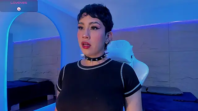 Snapshot of ZahaRose chatting on 09/10/25, 04:29 ZahaRose online show from 09/10/25, 04:29