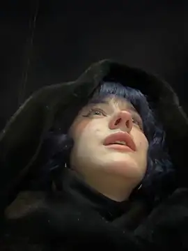 Only April online show from 01/09/26, 04:26