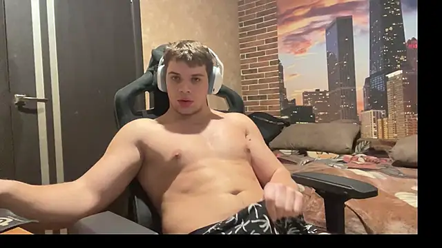 MusclePhantom online show from 01/18/26, 09:07