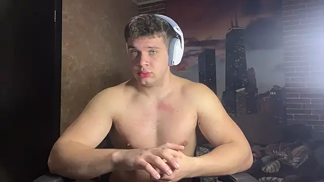 MusclePhantom online show from 04/16/26, 09:39