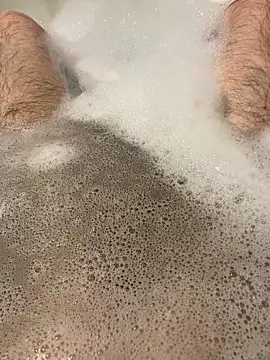 Snapshot of wwwiiilll chatting on 10/24/25, 07:43 wwwiiilll online show from 10/24/25, 07:43