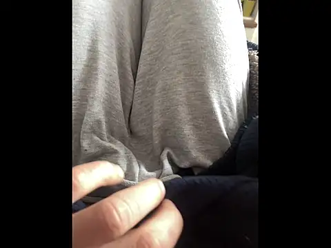 Snapshot of wwwiiilll chatting on 02/21/26, 10:16 wwwiiilll online show from 02/21/26, 10:16