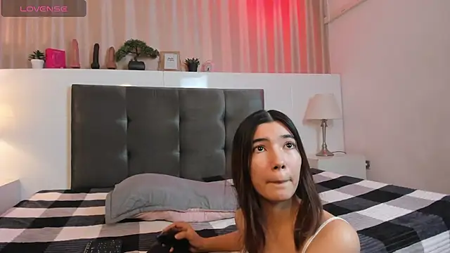 CuteButHarder online show from 04/10/26, 08:13