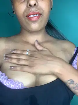 Snapshot of Priya_baby0 chatting on 09/15/25, 08:42 Priya baby0 online show from 09/15/25, 08:42