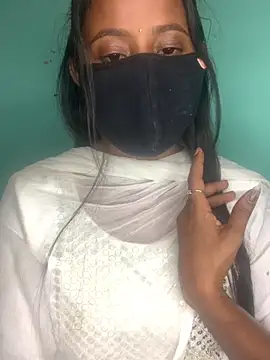 Snapshot of Priya_baby0 chatting on 10/21/25, 08:37 Priya baby0 online show from 10/21/25, 08:37