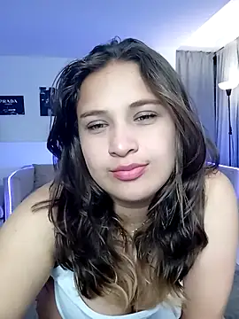 Laureen se online show from 04/21/26, 03:35