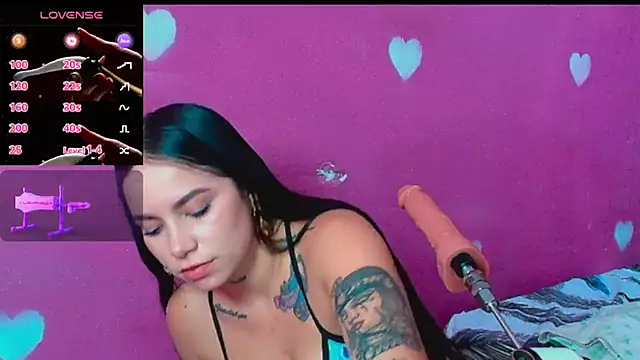 Snapshot of Lali_HOtt chatting on 11/17/25, 05:52 Lali HOtt online show from 11/17/25, 05:52