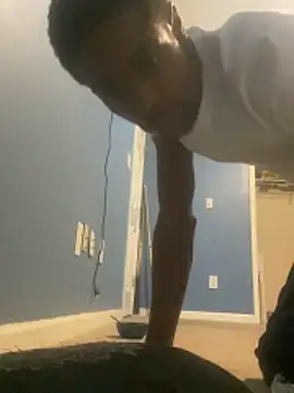 huhgtr online show from 04/11/26, 03:44