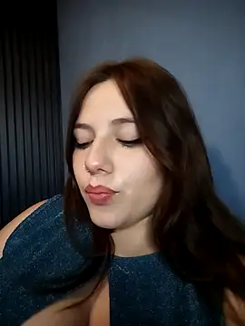 AriNights online show from 09/10/25, 12:32