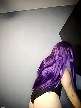 AriNights online show from 10/16/25, 12:22