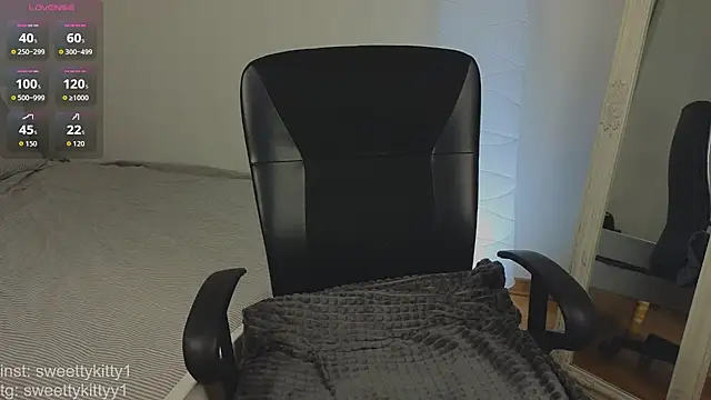 sweettykitty online show from 06/22/26, 12:46