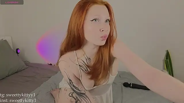 sweettykitty online show from 07/30/26, 12:48